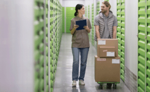full-shot-people-logistic-center